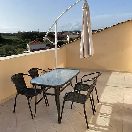 La Soffitta Di Bampina Apartamento Perivólion