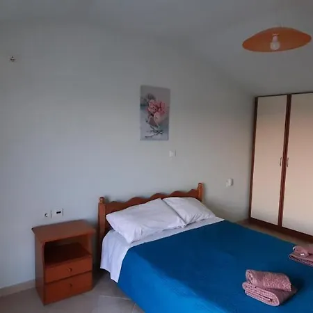 Apartment La Soffitta Di Bampina Perivolion