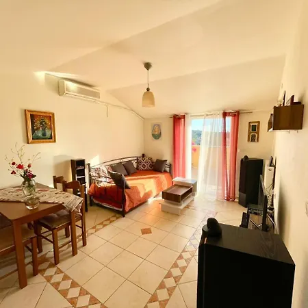 Apartment La Soffitta Di Bampina