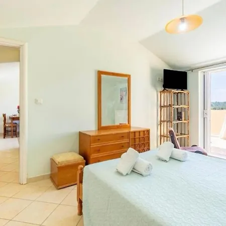 Apartment La Soffitta Di Bampina Perivolion